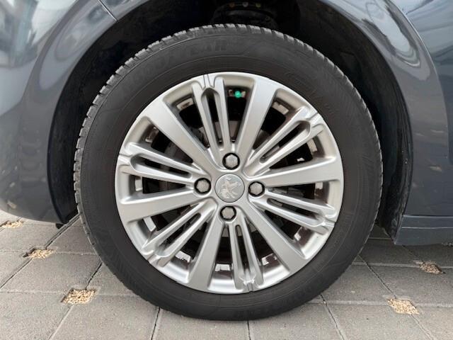 Peugeot 208 BlueHDi 75 5 porte Allure 2018