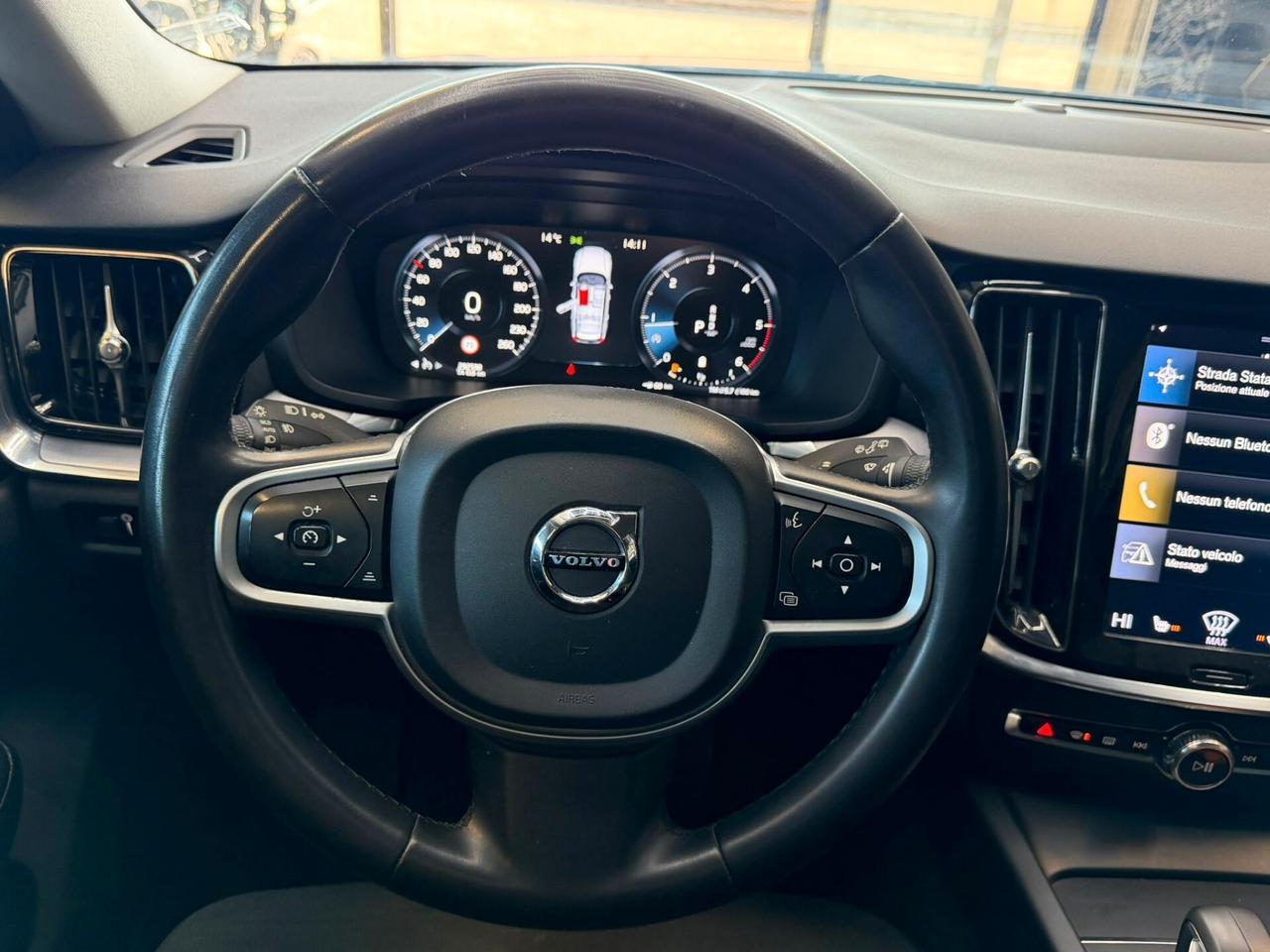Volvo V60 B4 (d) Geartronic Momentum Business