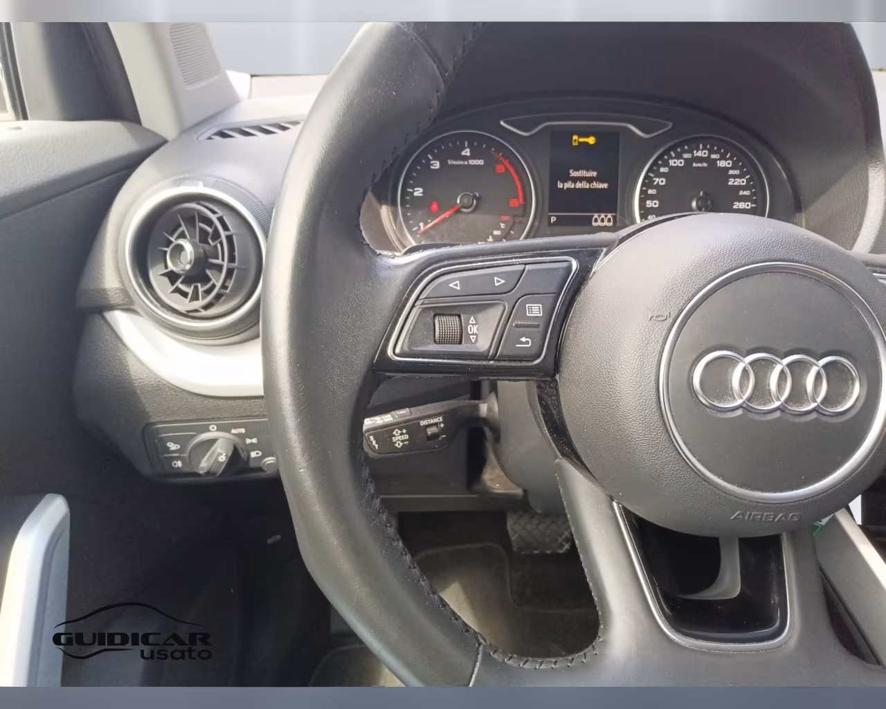 AUDI Q2 I 2017 - Q2 30 1.6 tdi Admired s-tronic