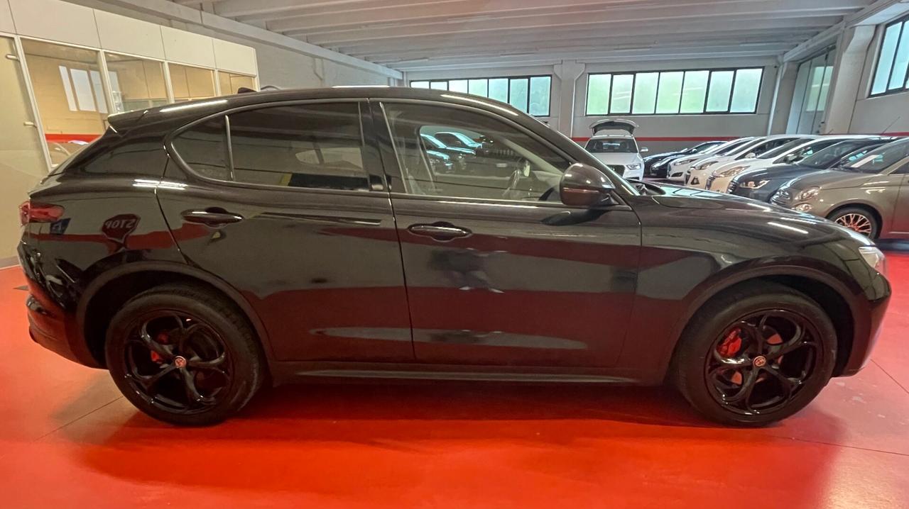 Alfa Romeo Stelvio 2.2 Turbodiesel 210 CV AT8 Q4 Executive