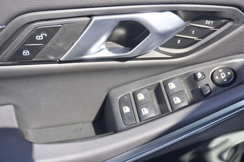 BMW Serie 3 320d 48V xDrive Touring MY 25 Msport Pro CAMERA 360 TETTO LED CARBON
