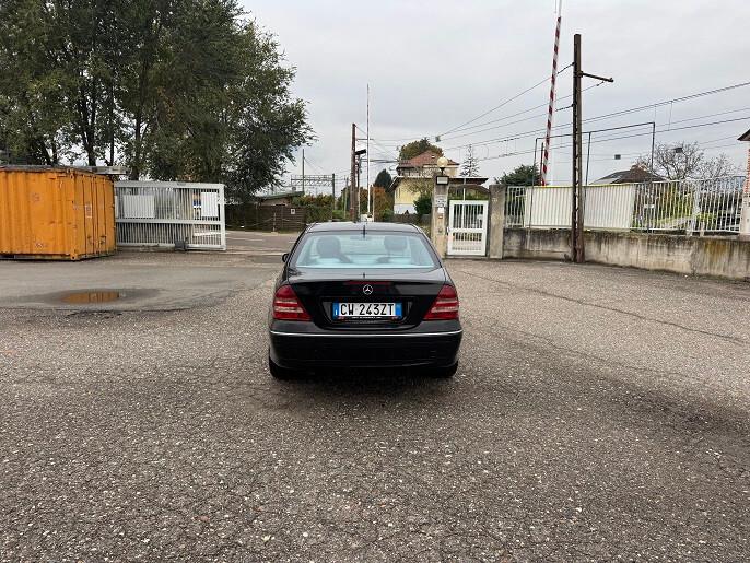 Mercedes-benz C 320 CDI cat Avantgarde AMG