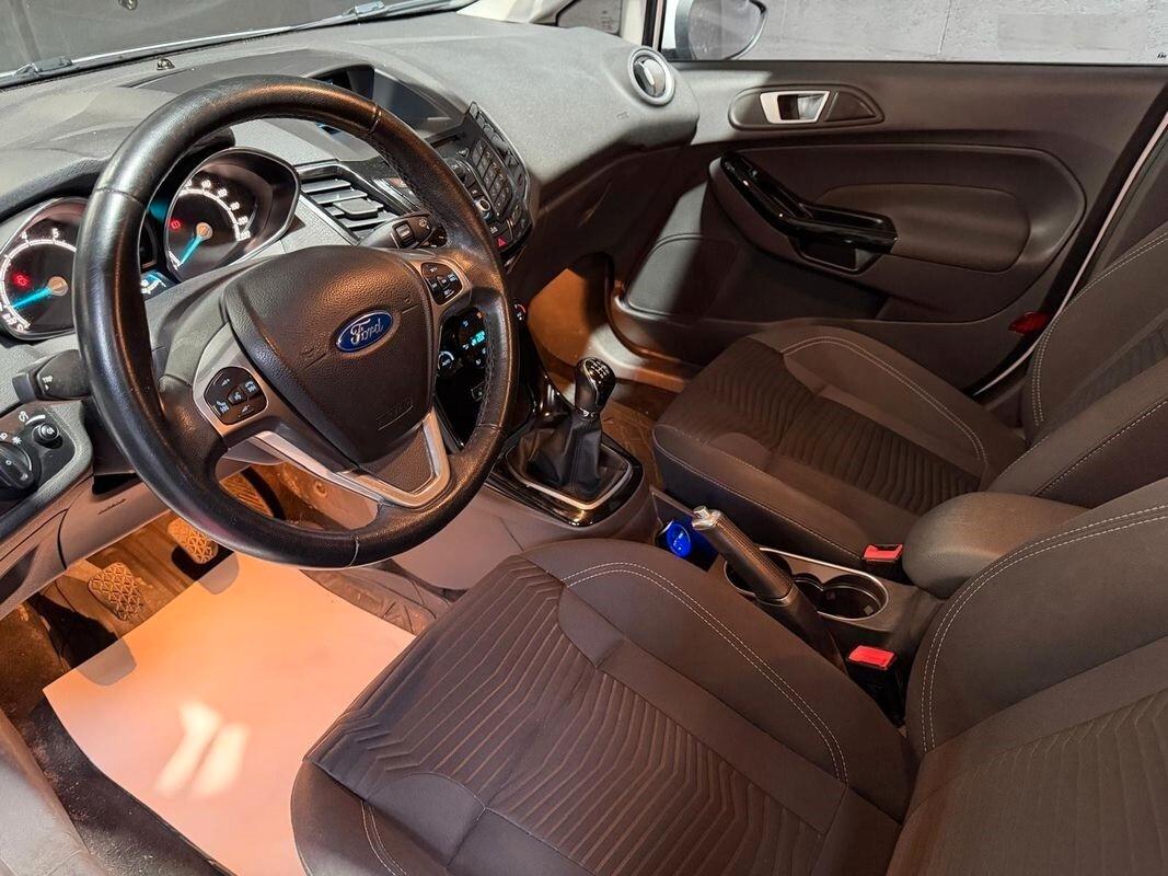 Ford Fiesta 1.5 TDCi 75CV 5 porte Titanium