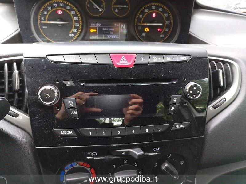 Lancia Ypsilon III 2011 Benzina 0.9 t.air S MomoDesign s&s 85cv dfn E6