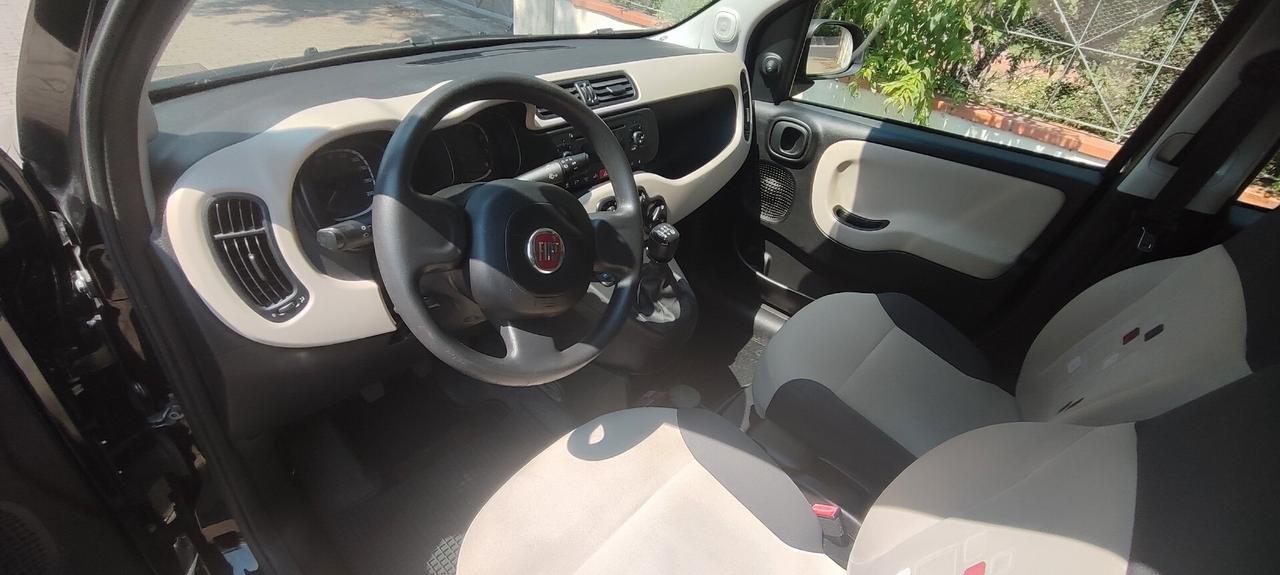 Fiat Panda 0.9 TwinAir Turbo Natural Power Lounge