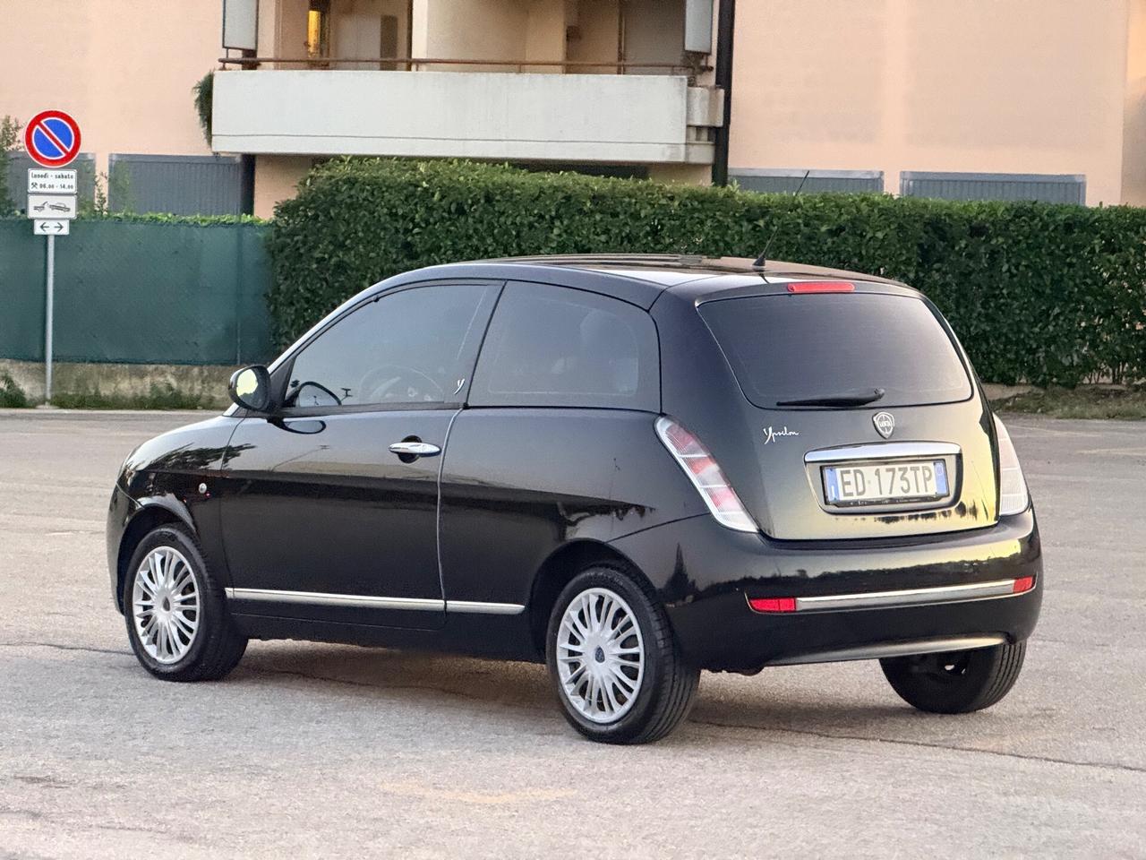 Lancia Ypsilon 1.2 GPL/Benzina
