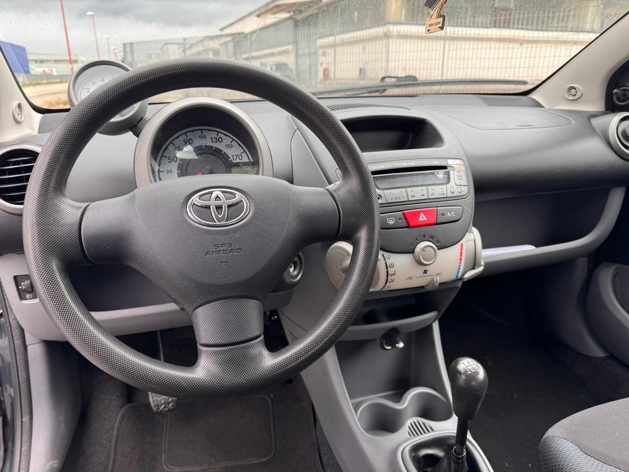 Toyota Aygo 1.0 VVT-i 69000 km GARANZIA 12m