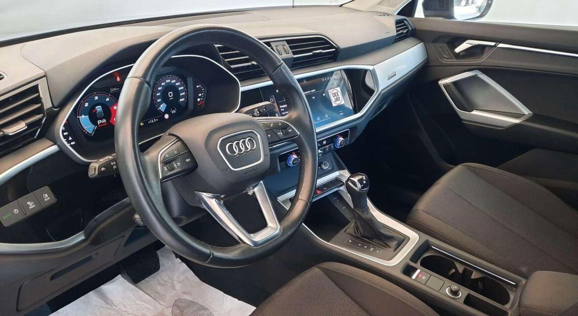 Audi Q3 35 TDI S tronic Business AUTO A NOLEGGIO NO SCORING