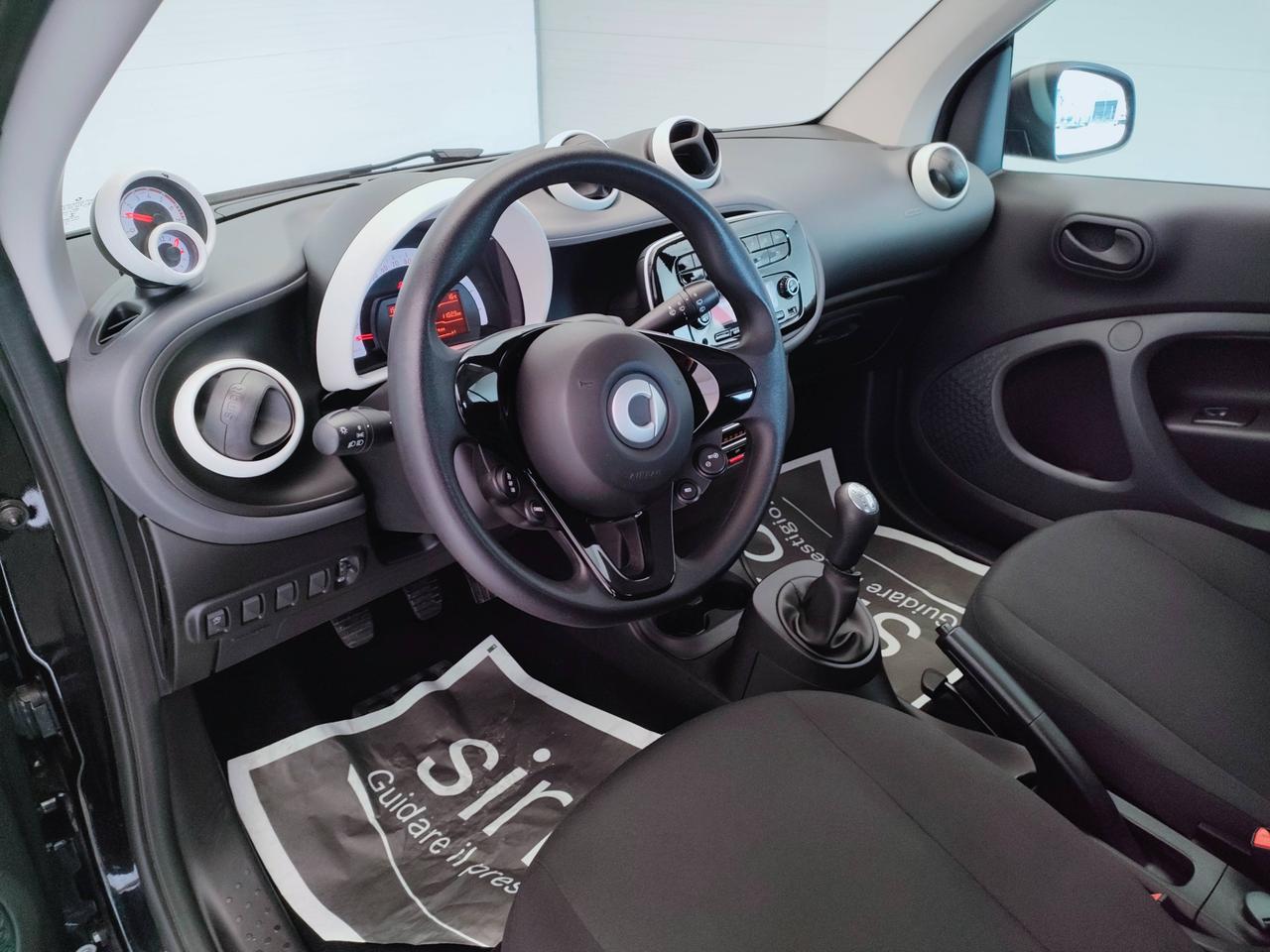 SMART Fortwo III 2015 - Fortwo 1.0 Youngster 71cv my18