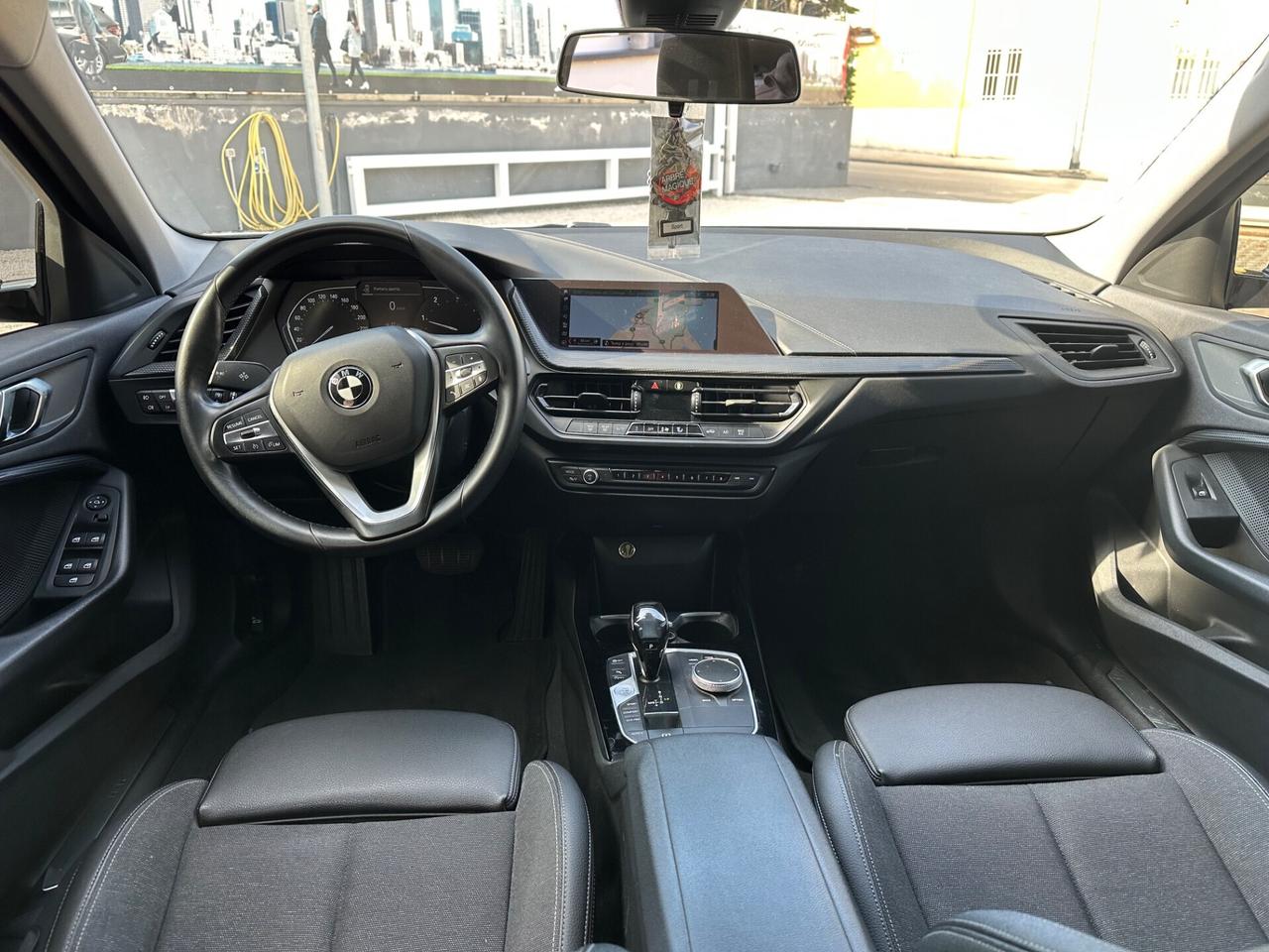 Bmw 116 116d 5p. Sport