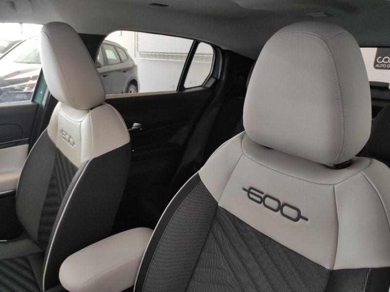 FIAT 600 (2023-->) - 600 Hybrid 110 CV DCT MHEV La Prima