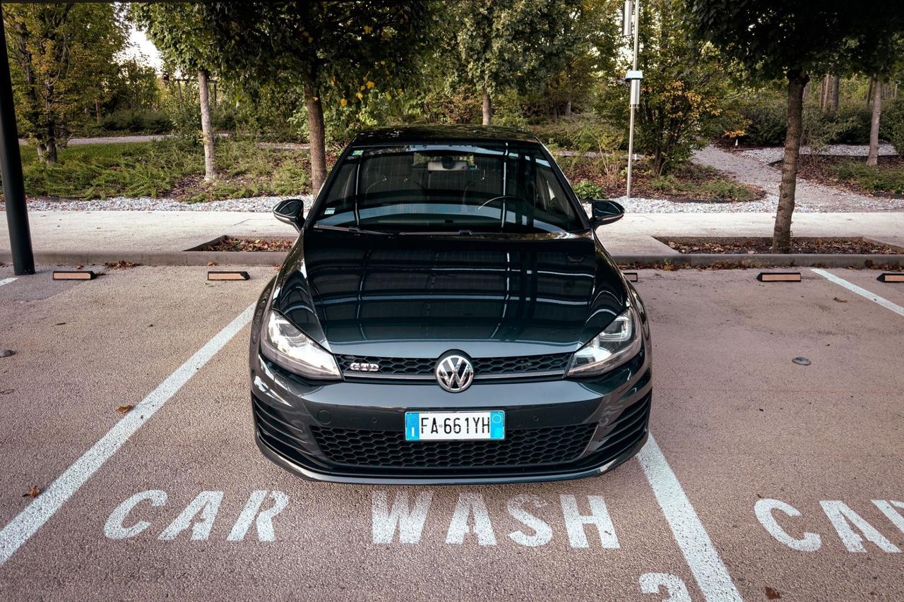 Volkswagen Golf Business GTD 2.0 TDI 5p