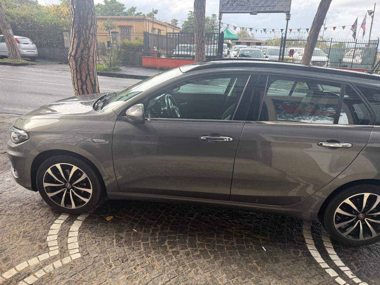Fiat Tipo 1.4 T-Jet 120CV SW Lounge