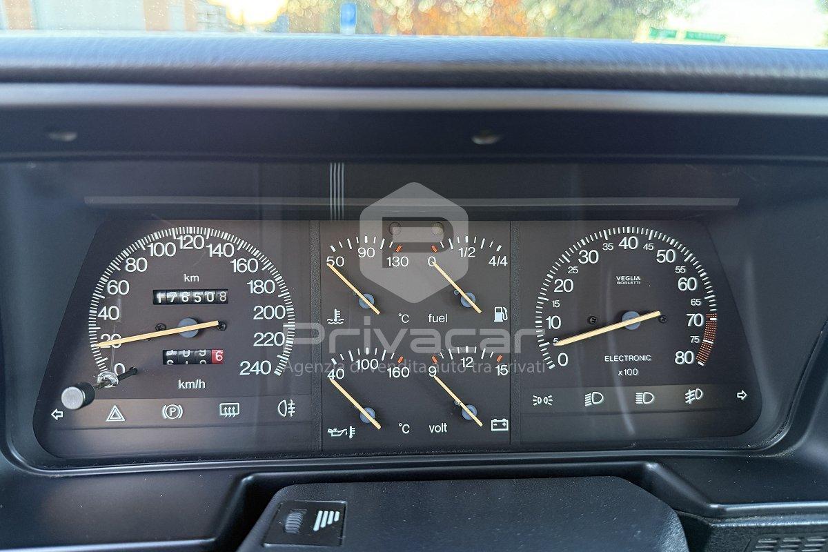 LANCIA Thema 2.0 i.e. 16V cat LS