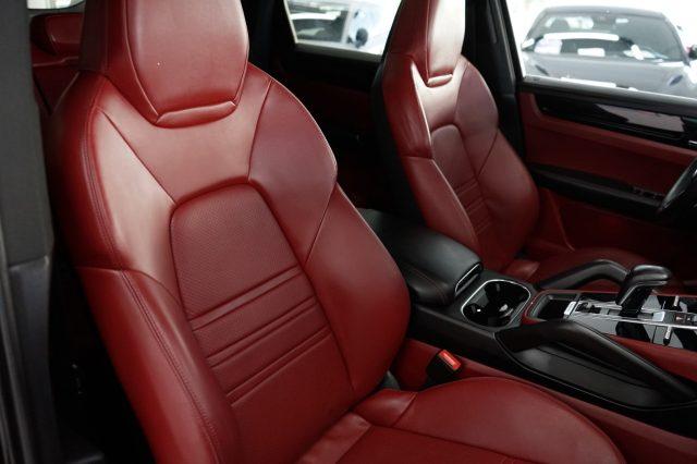 PORSCHE Cayenne Coupé 3.0 V6 E-Hybrid