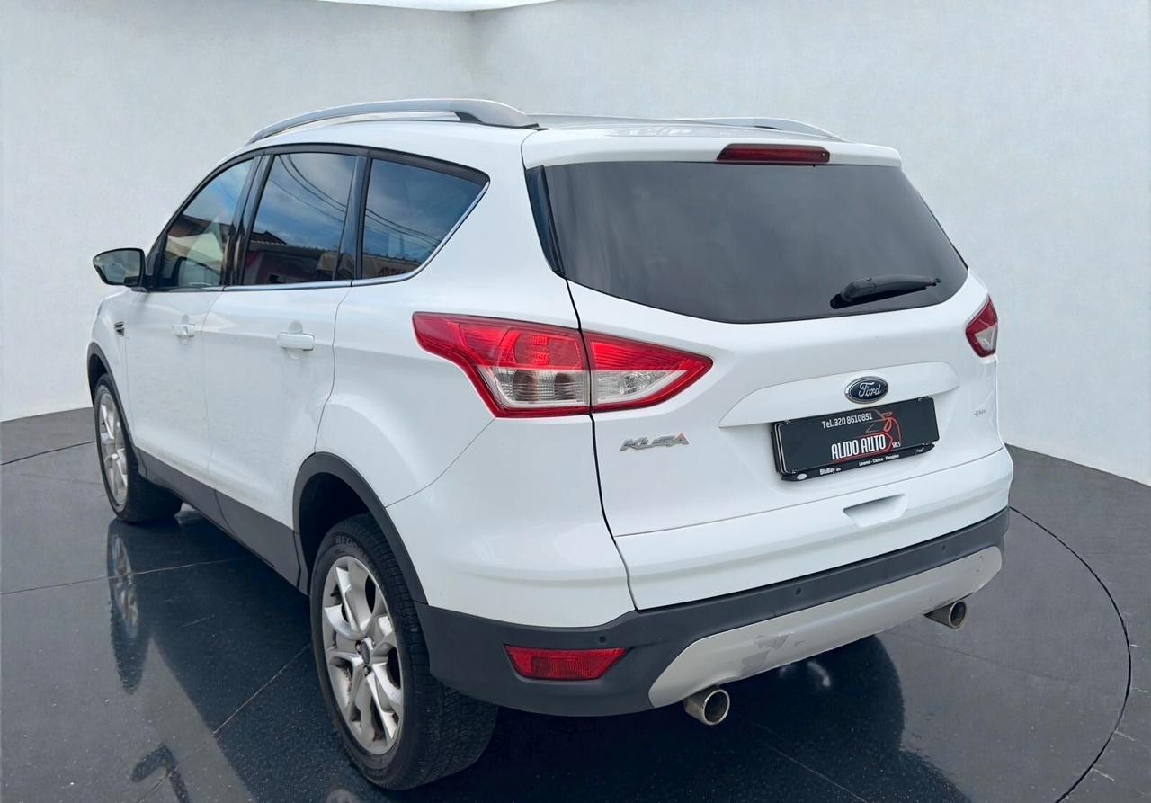 Ford Kuga 2.0 TDCI 150 CV S&S 4WD Powershift Titanium