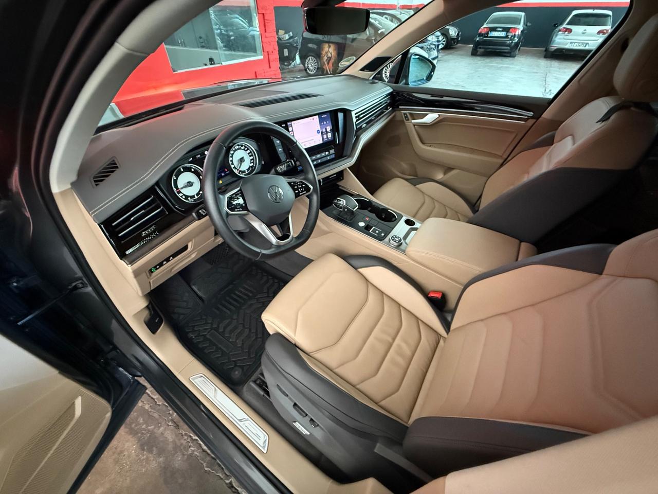 Volkswagen Touareg 3.0 V6 TDI SCR Atmosphere