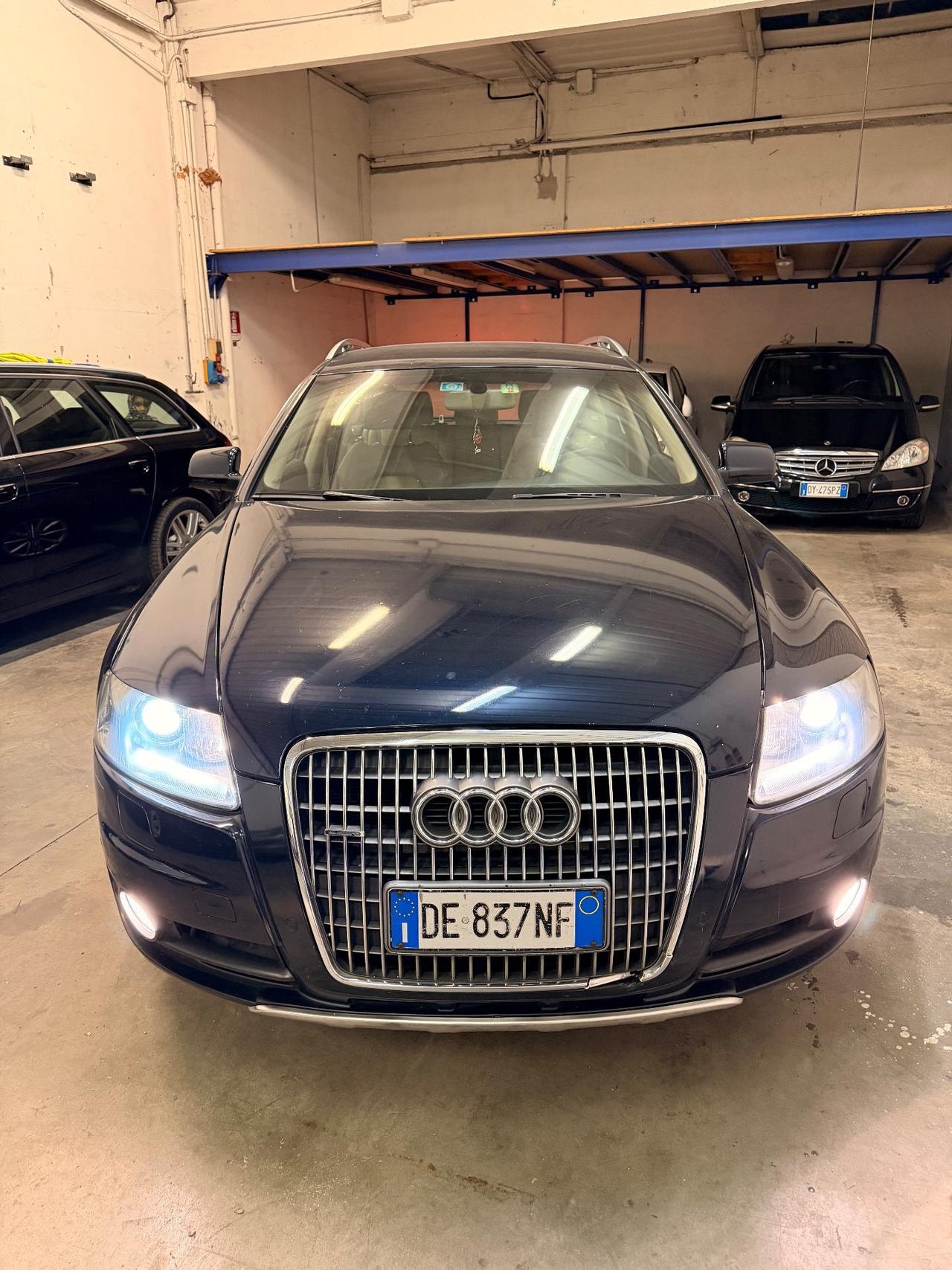 Audi A6 allroad 3.0TDI V6 4x4 full optional