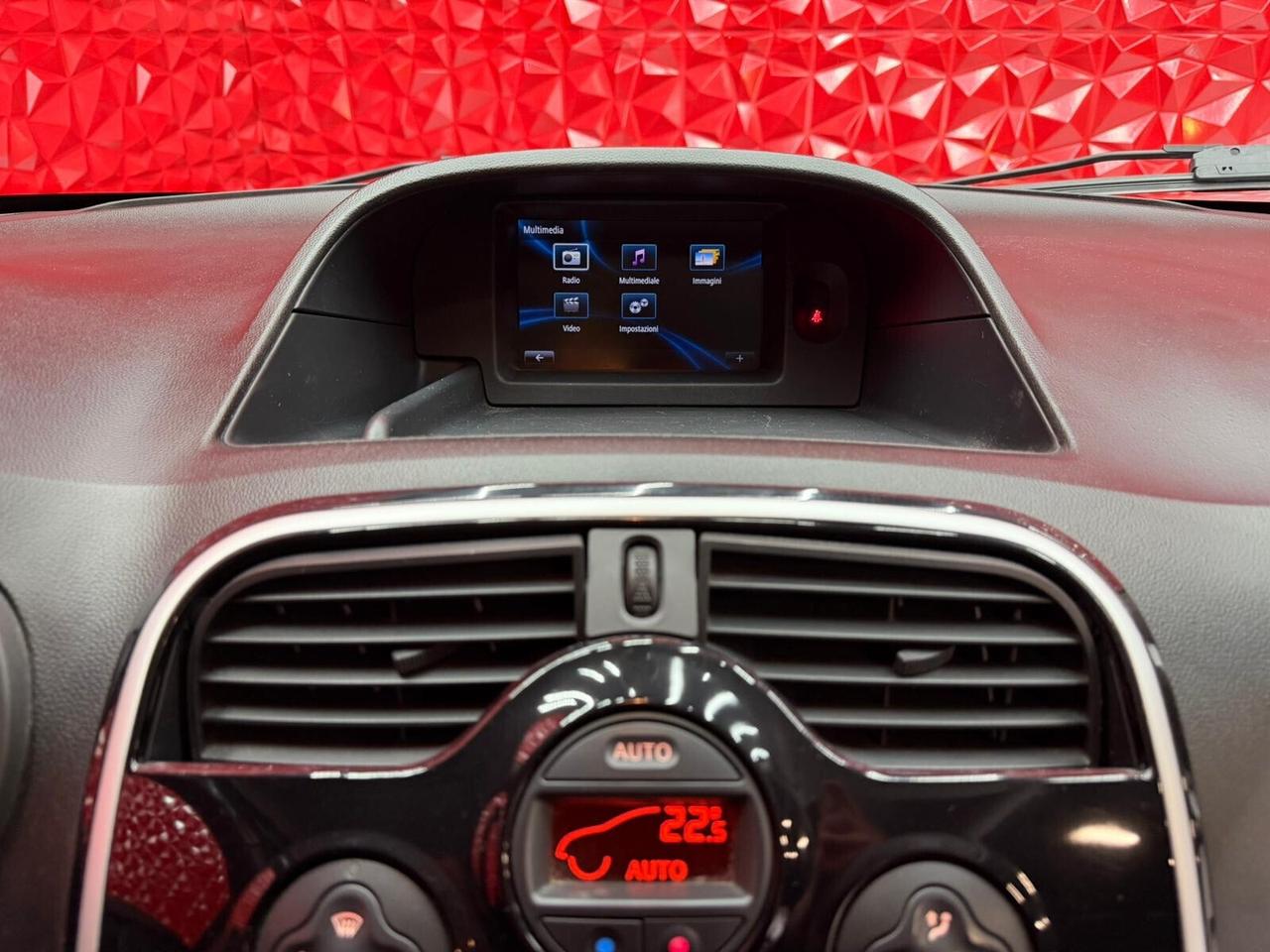 Renault Kangoo Blue dCi 8V 95 CV 5 porte Limited IVA DEDUCIBILE