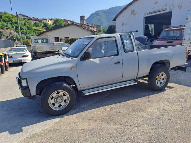 NISSAN King Cab 2500 4x4