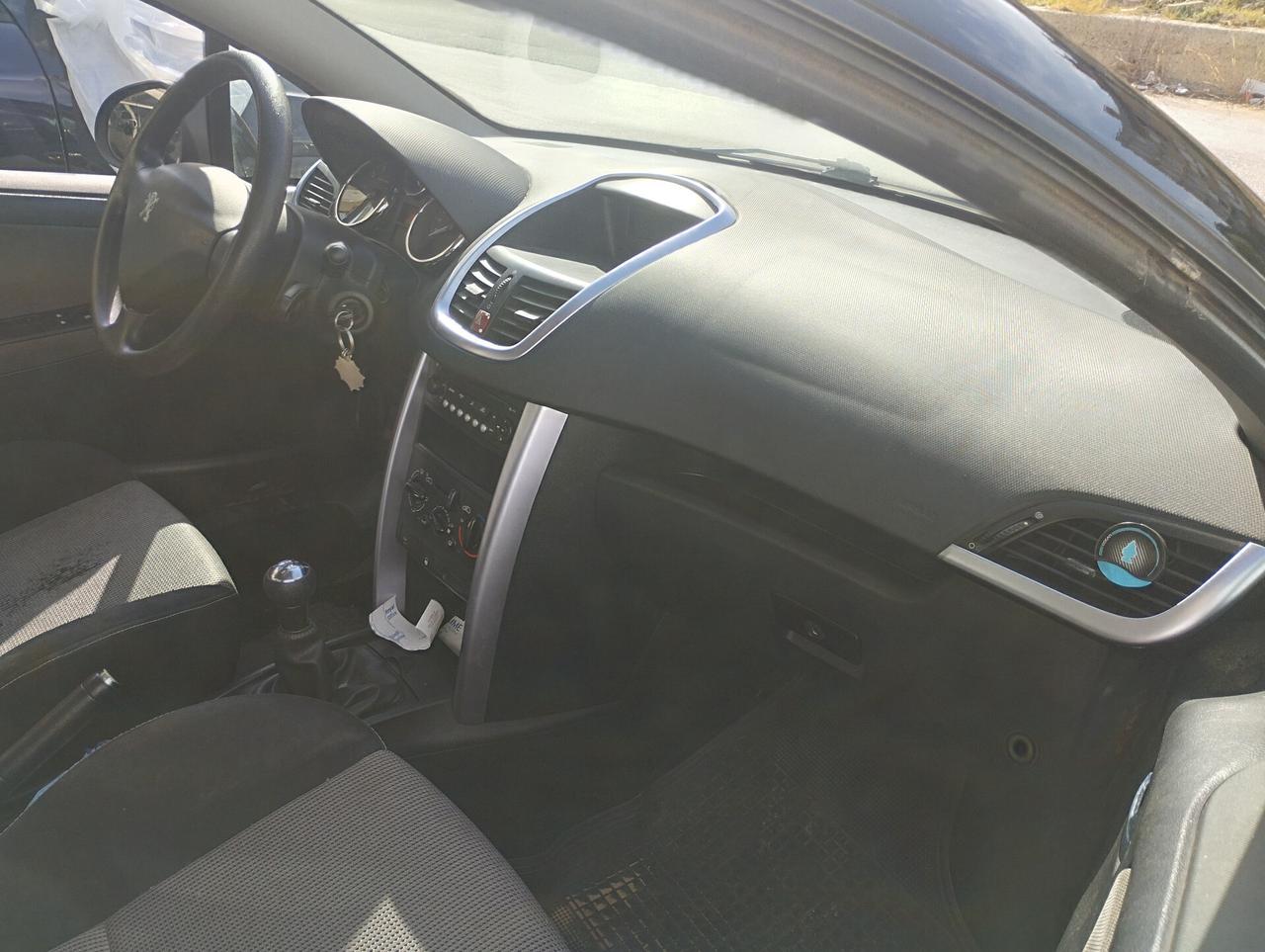 Peugeot 207 1.6 VTi 120CV CC