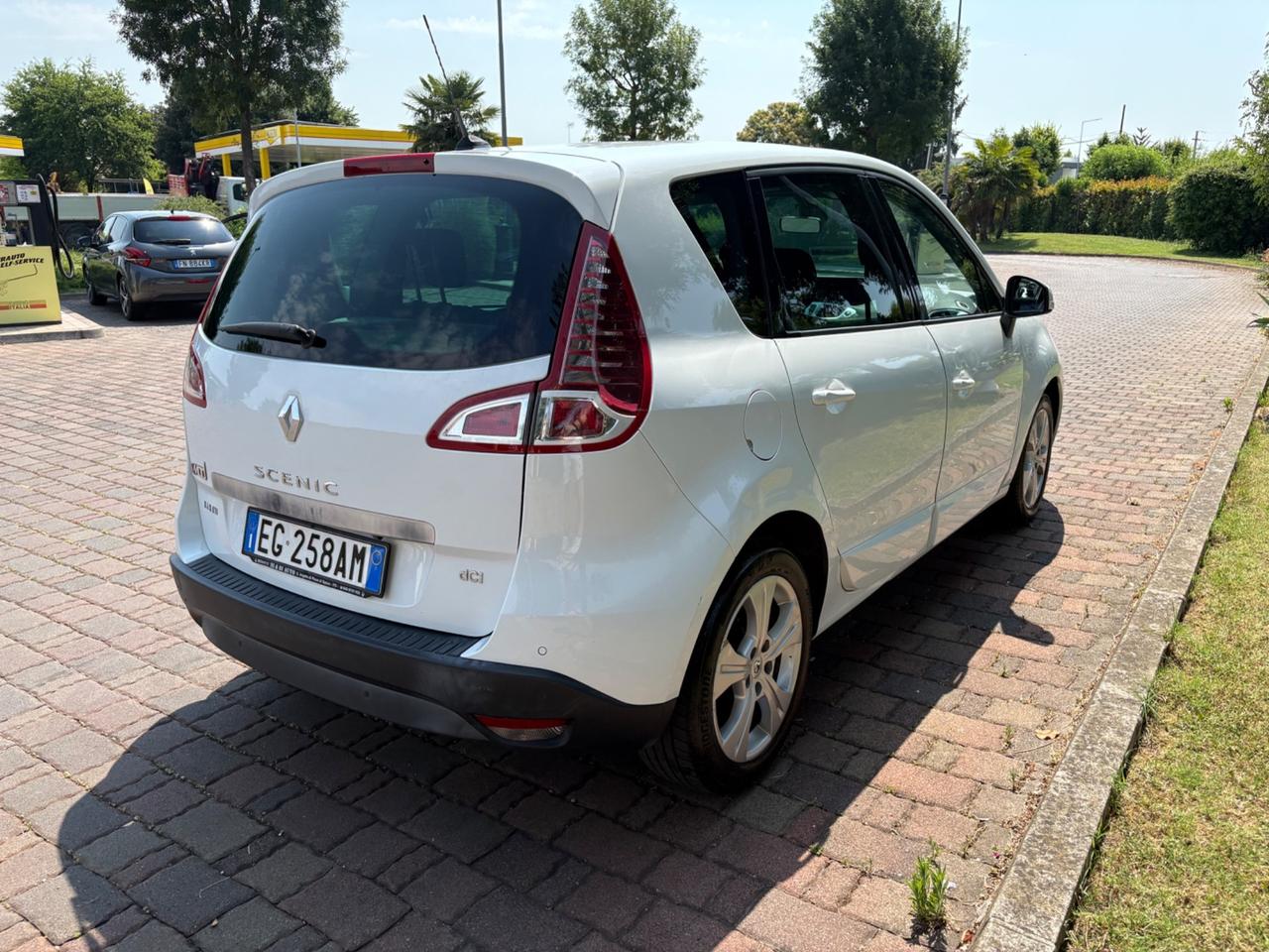 Renault Scenic Scénic X-Mod 1.5 dCi 110CV Luxe