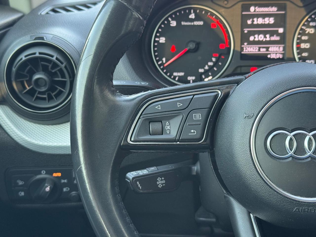 Audi Q2 Business 1.6 30 TDI #50042