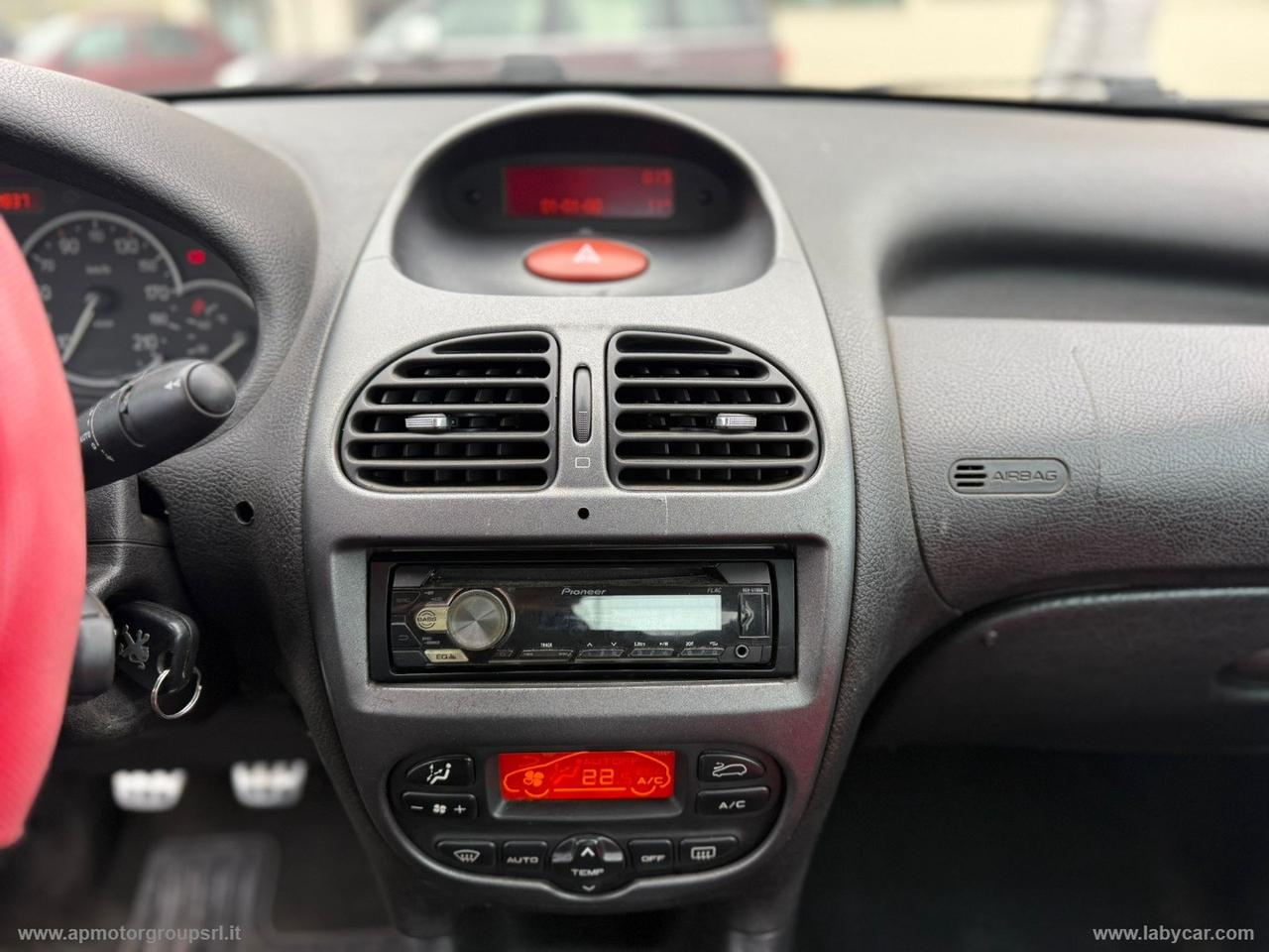 PEUGEOT 206 CC 2.0 16V GPL