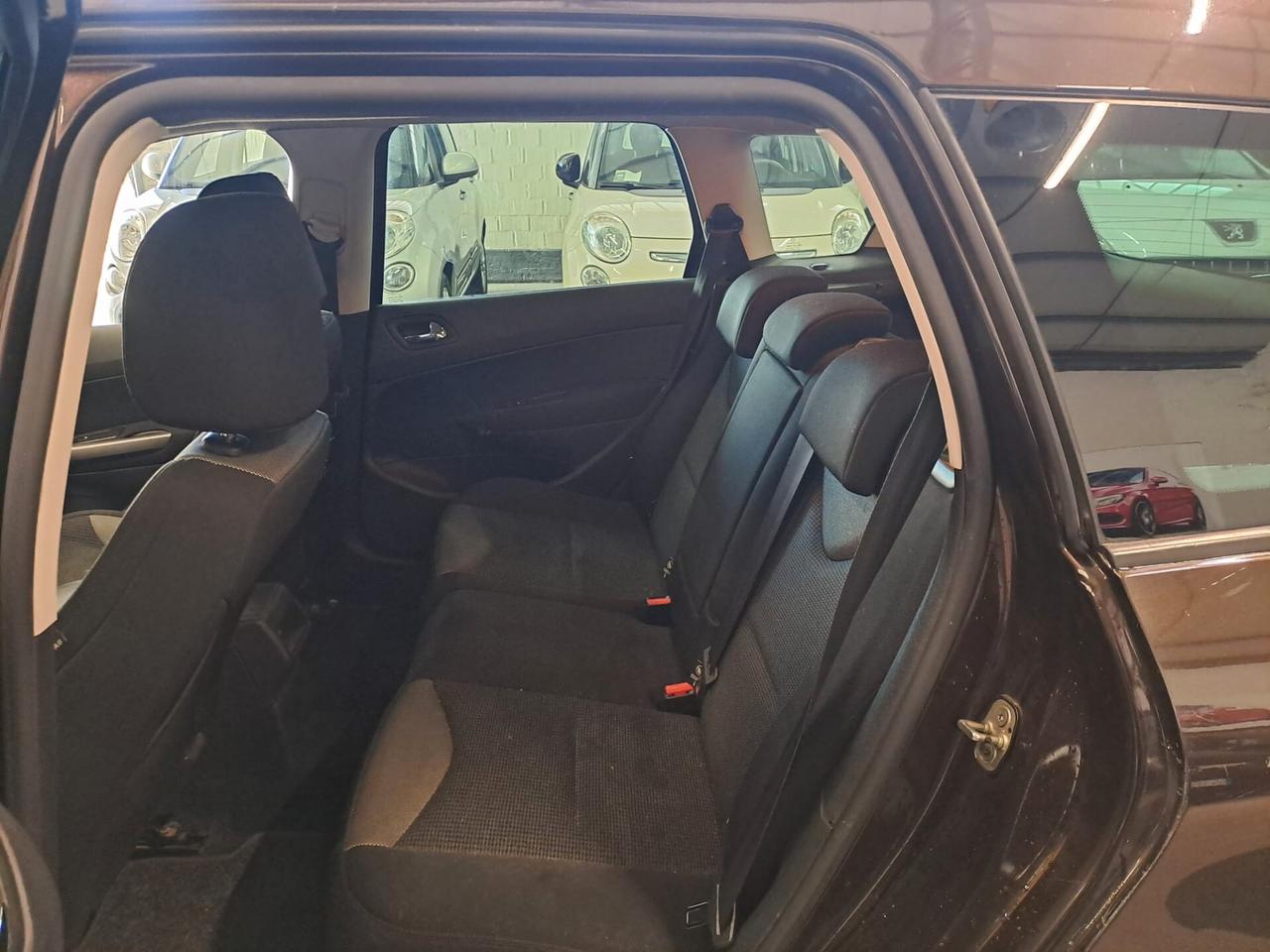 Peugeot 308 1.6 8V e-HDi 112CV Stop&Start SW Active