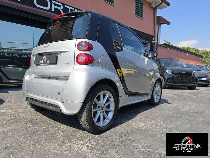smart fortwo SERVOSTERZO PELLE NAVI UNIPRO!