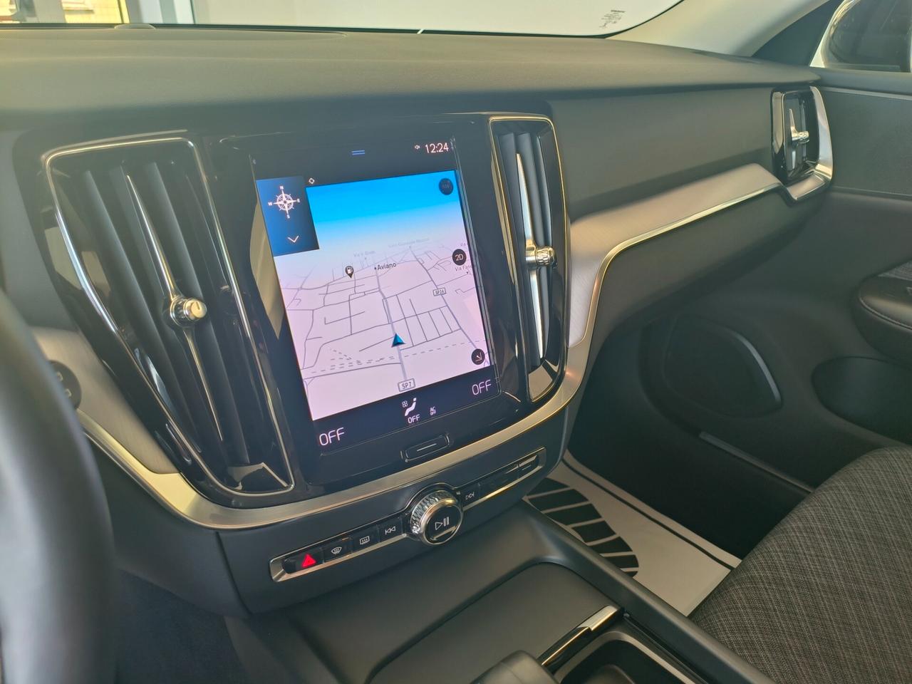 Volvo V60 B4 (d) Geartronic Momentum Business