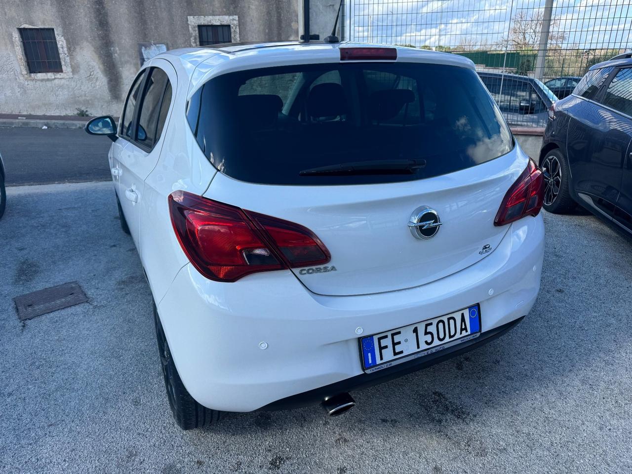 Opel Corsa 1.4 90CV GPL Tech 5 porte b-Color
