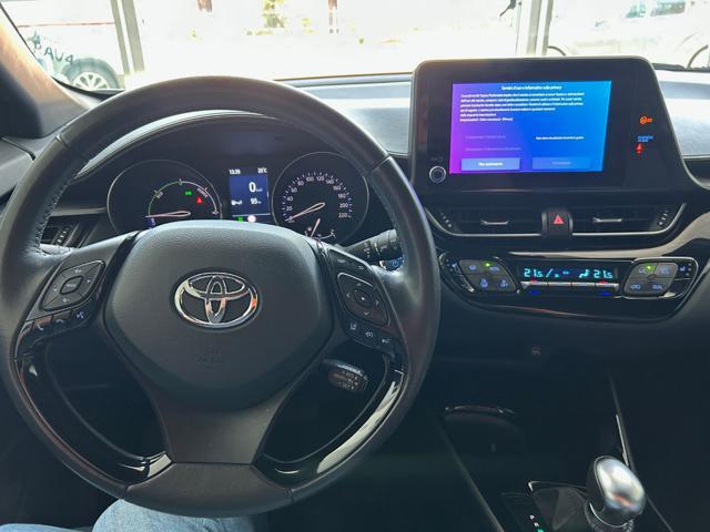 TOYOTA C-HR 2.0 Hybrid E-CVT Trend