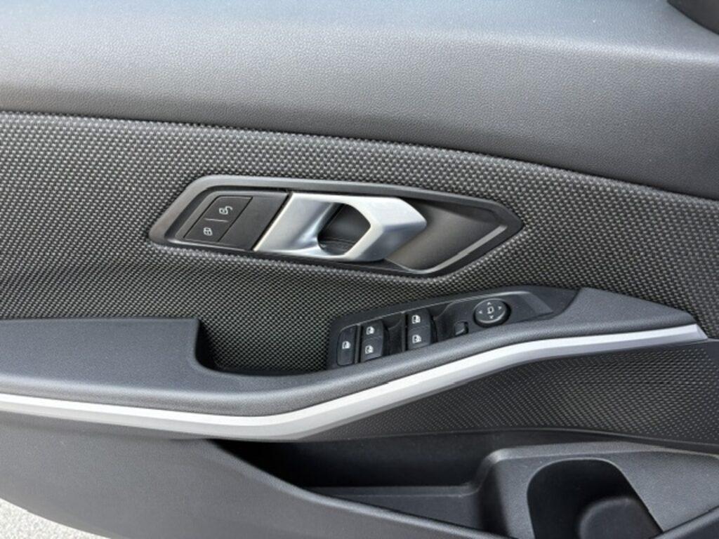 BMW Serie 3 Berlina 320 d Mild Hybrid 48V Steptronic