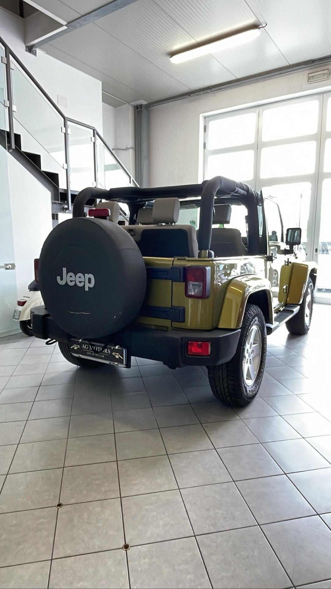 Jeep Wrangler 2.8 CRD PASSO CORTO - HARD TOP