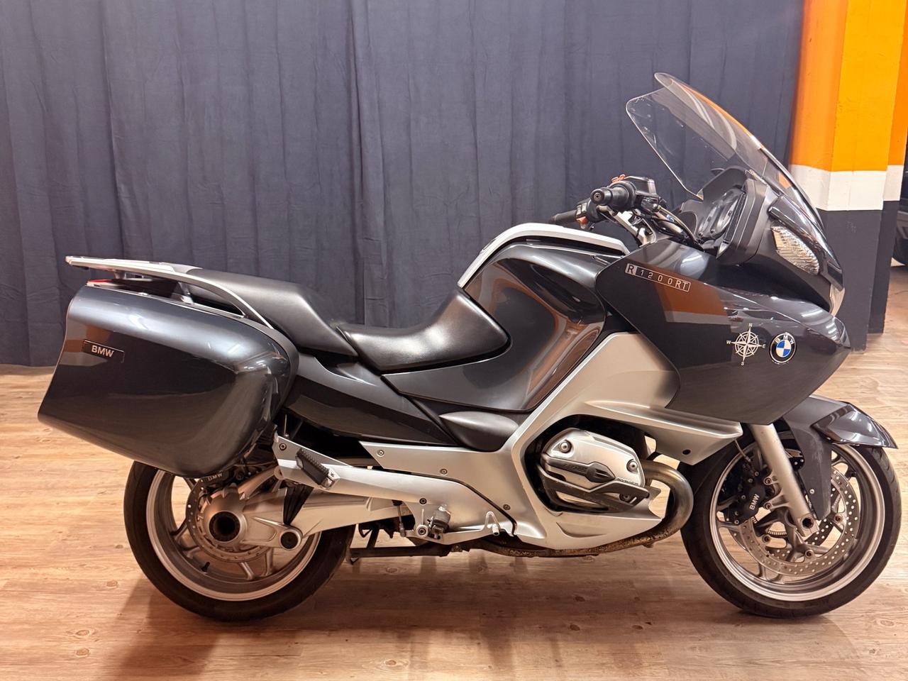 STUPENDA BMW R 1200 RT IN OTTIME CONDIZIONI