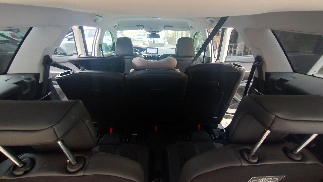 Peugeot 5008 BlueHDi 120 CV CROSSWAY AUT.