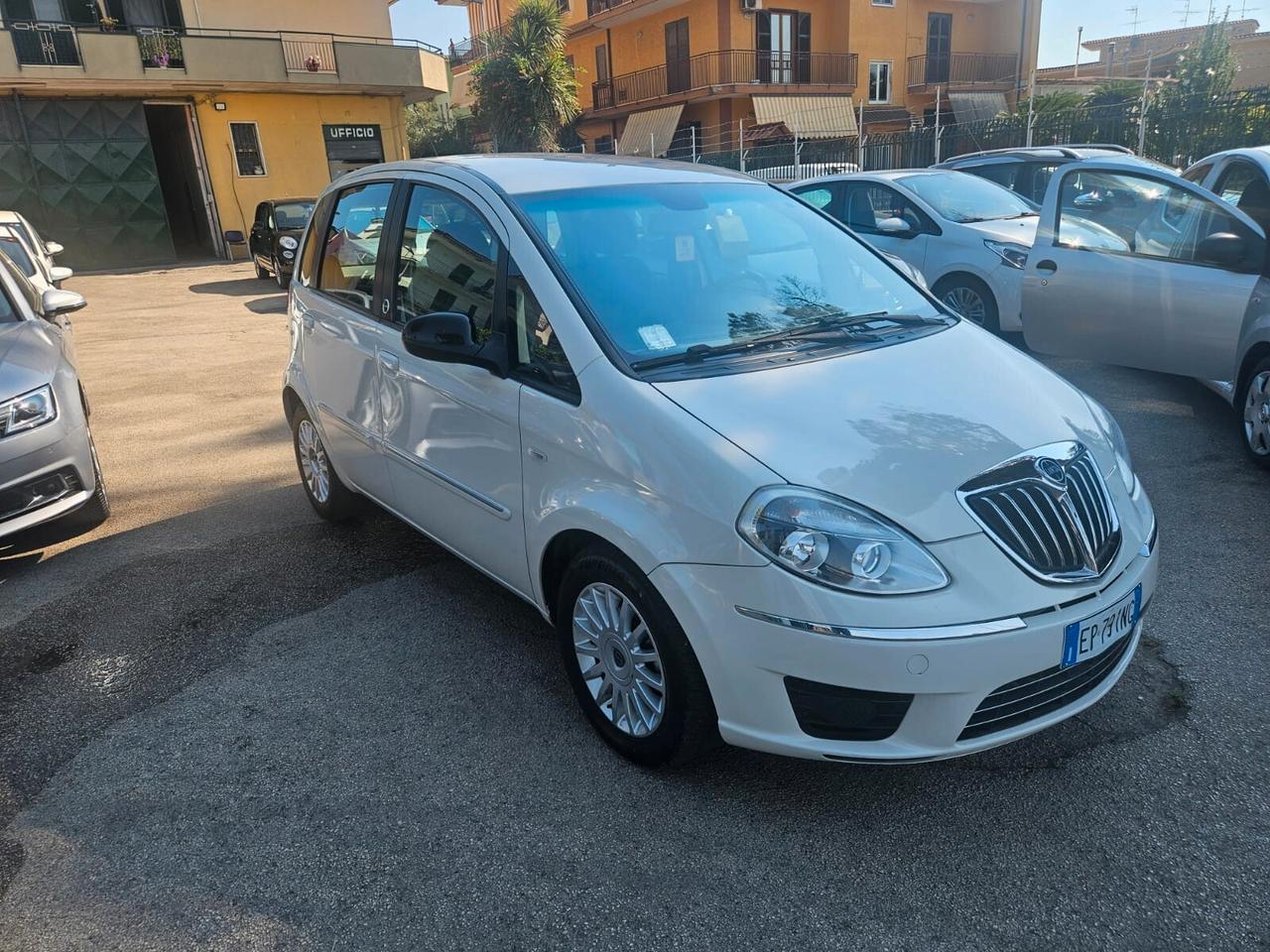 Lancia MUSA 1.4 8V Ecochic (GPL) Gold 2012