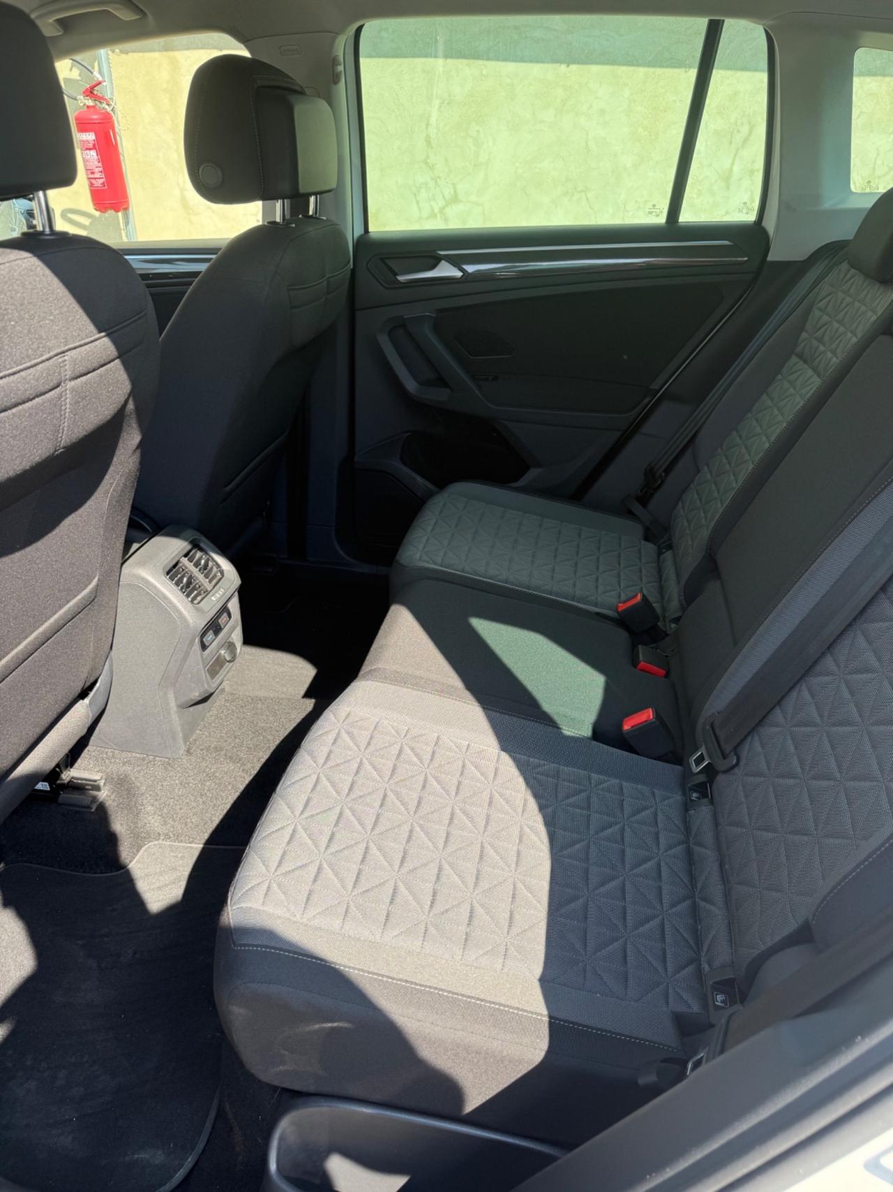 Volkswagen Tiguan 2.0 TDI 150 CV SCR DSG Elegance