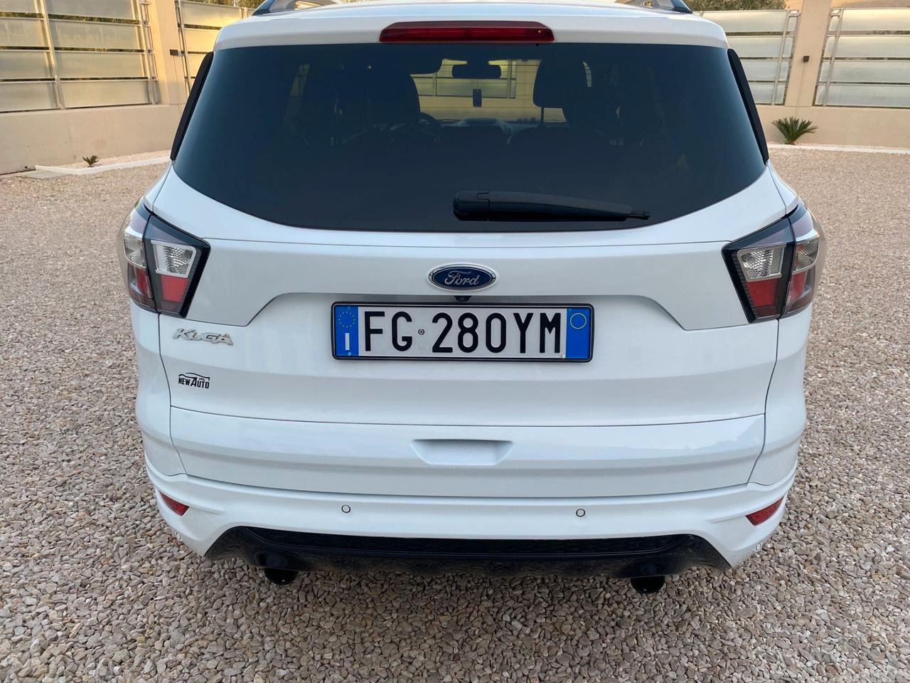 Ford Kuga 1.5 TDCI 120 CV S&S 2WD ST-Line