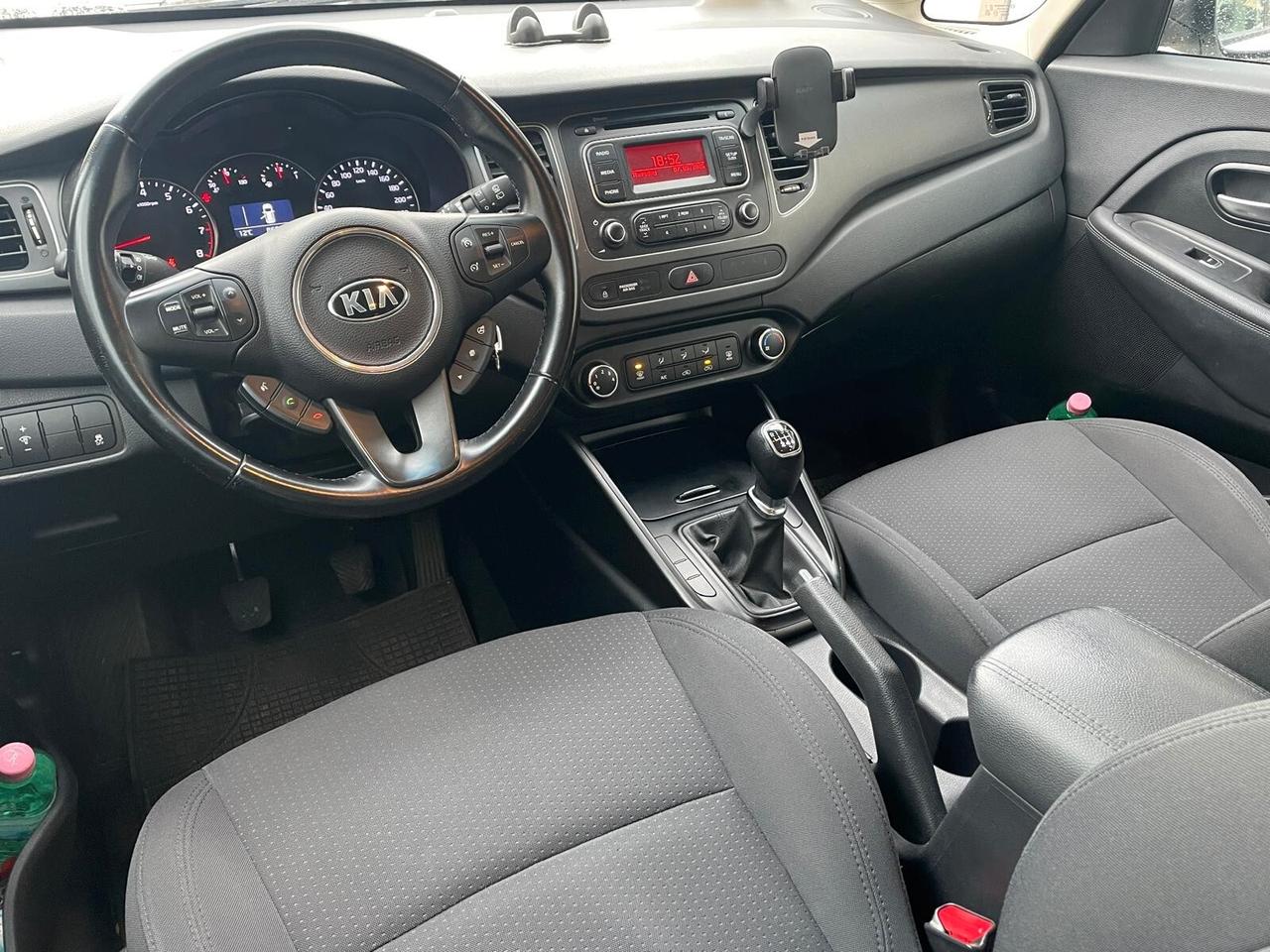 Kia Carens 1.6 GDI Class