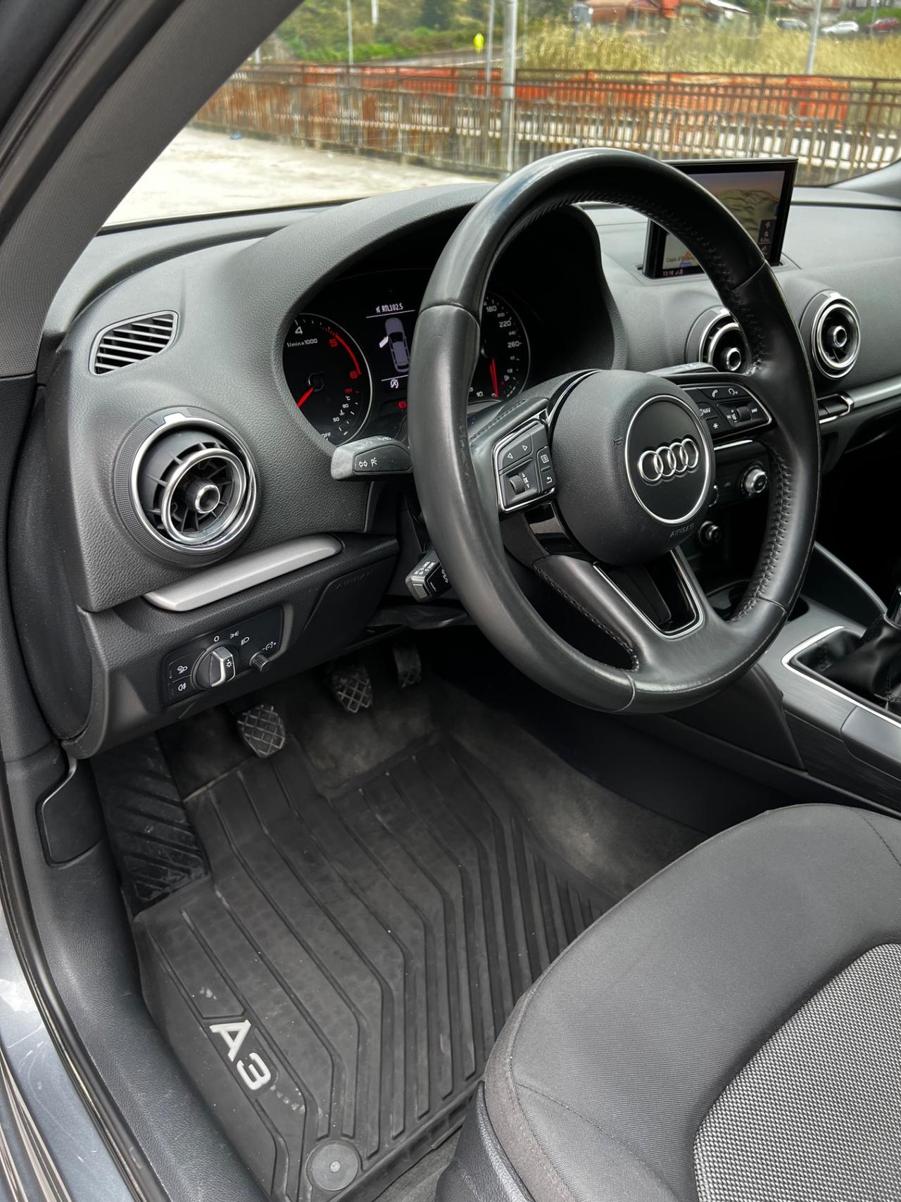 Audi A3 SPB 1.6 TDI 116 CV Sport