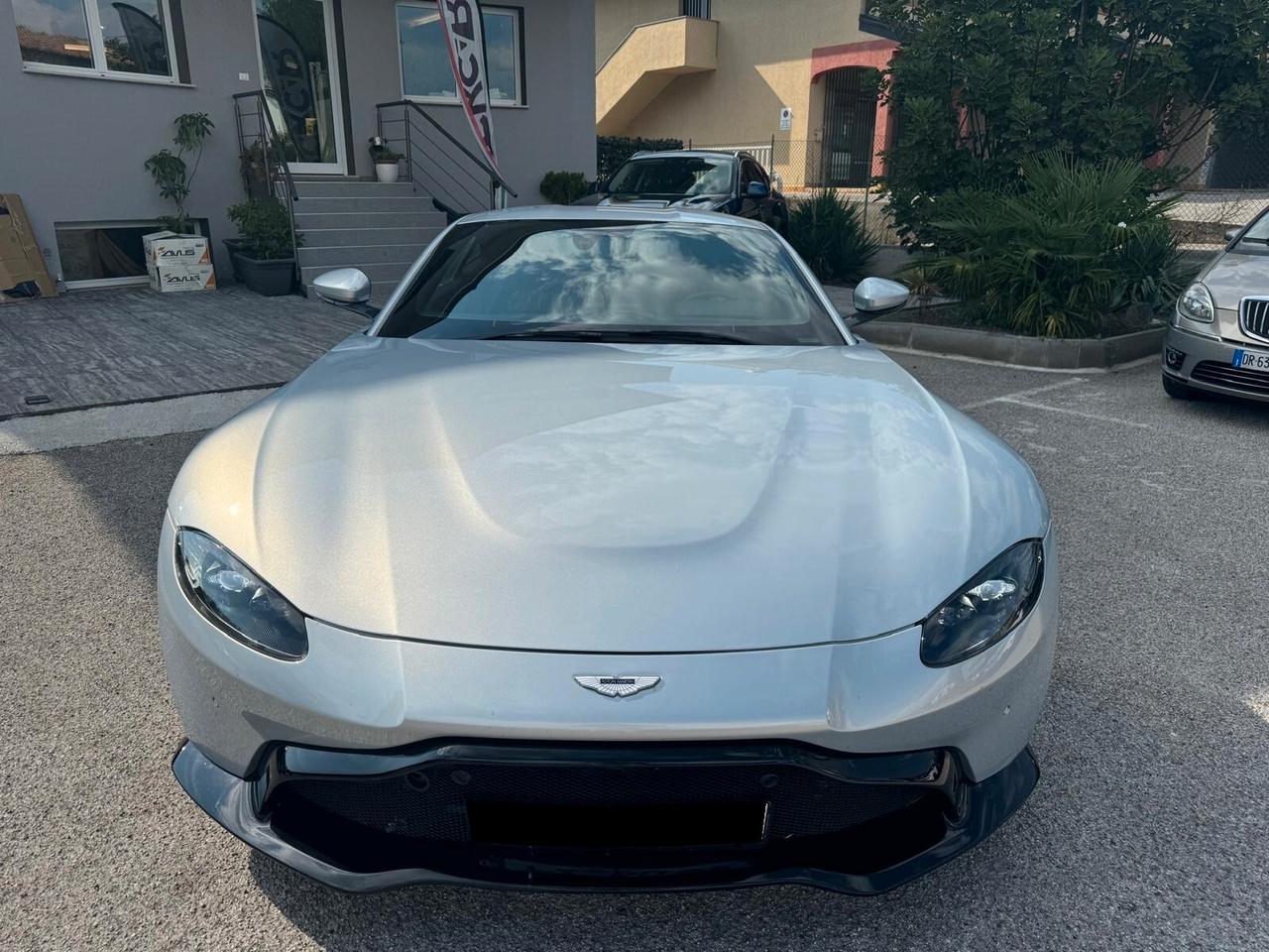 Aston Martin V8 Vantage V8 Vantage S Coupé