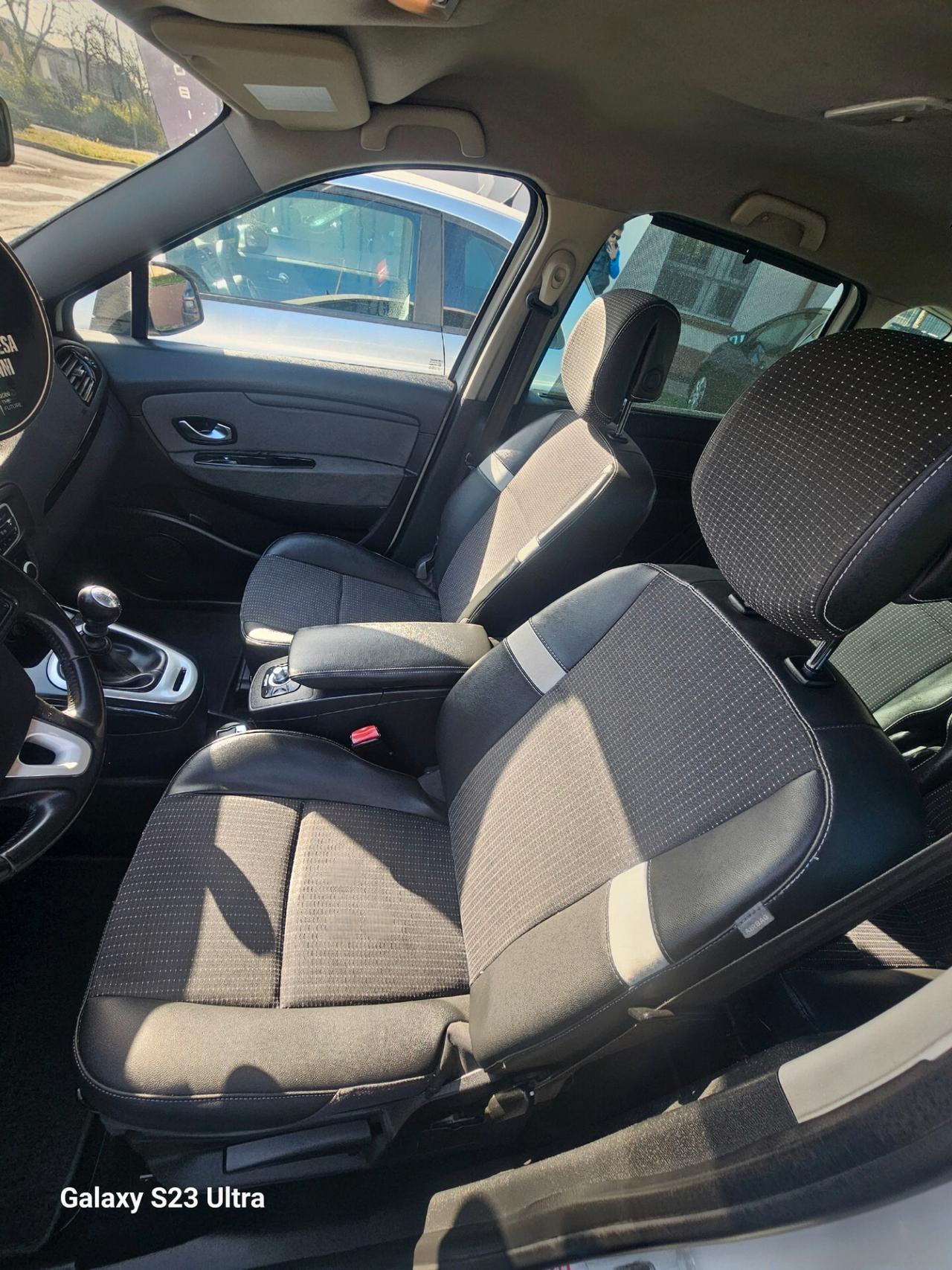 Renault Scenic Scénic X-Mod 1.6 Attractive