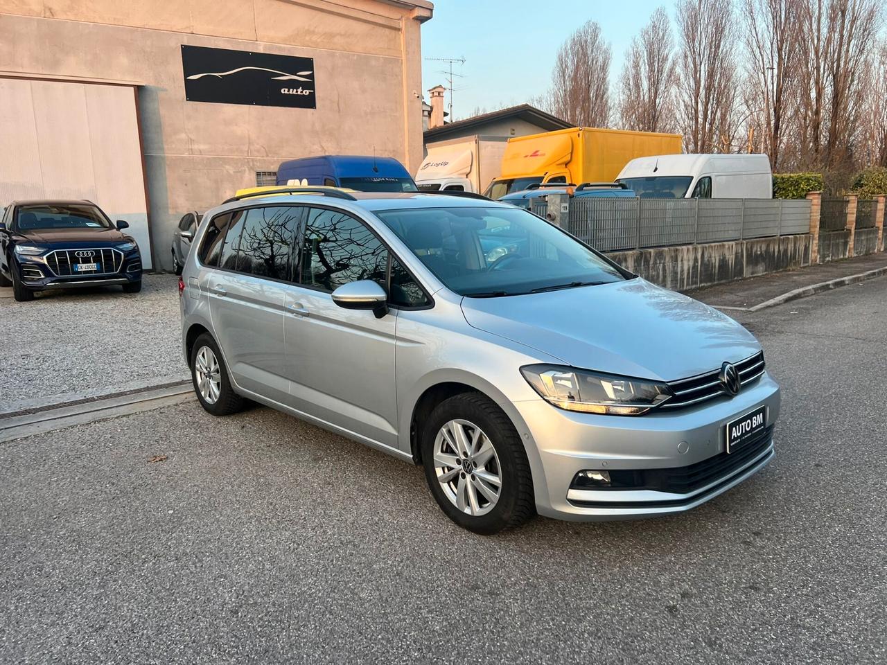 Volkswagen Touran 2.0 TDI 150 CV DSG BlueMotion Technology restyling