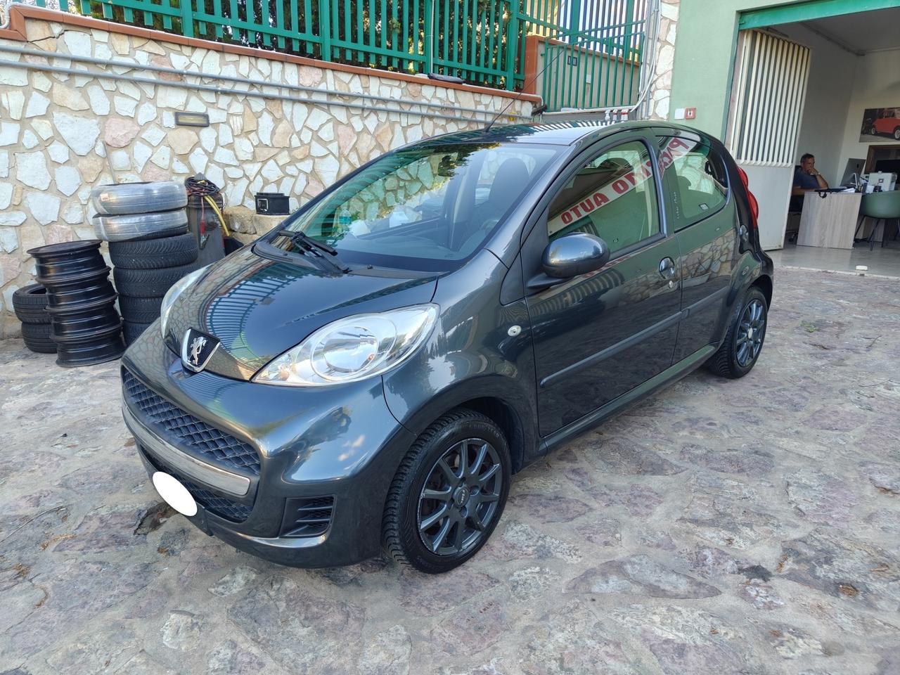 Peugeot 107 1.0 68CV Urban Move UNICO PROPIETARIO