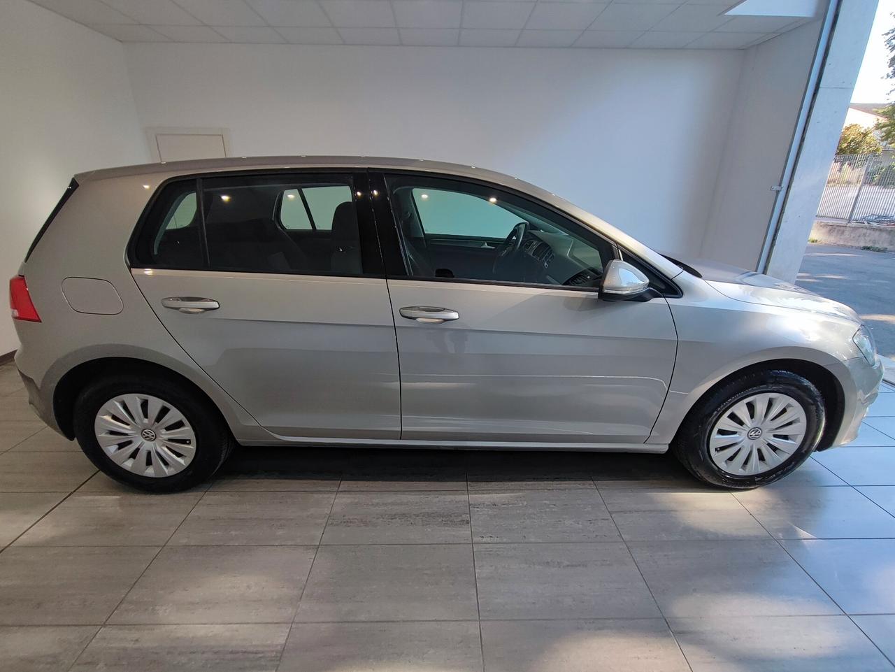 Volkswagen Golf 1.6 TDI 5p. Trendline BlueMotion Technology
