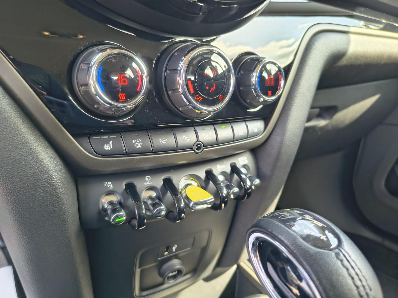 Mini Cooper Countryman 1.5 SE ALL4*IBRIDA PLUG IN -CAMBIO AUTOMATICO