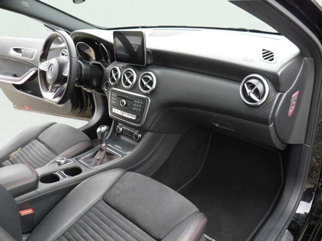 MERCEDES-BENZ A 180 d Premium