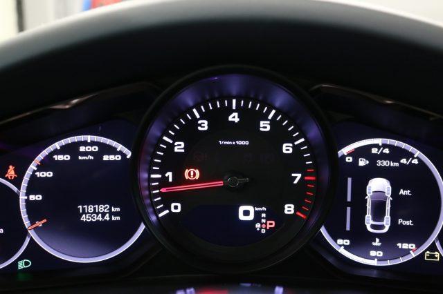 PORSCHE Cayenne Coupé 3.0 V6 Platinum Edition
